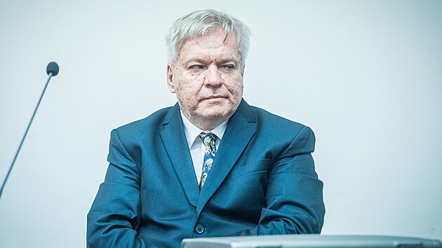 Jaroslav Bartk u krajskho soudu v Liberci (2. prosince 2022)