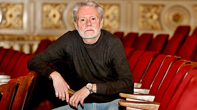 Na brn�nsk� jevi�t� vkro�il Bed�ich V�tisk p�ed �tvrt stolet�m. Te� v Neklanovi netradi�n� ztv�r�uje �enskou roli.