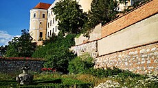 Průzkum statiky hradebních zdí mikulovského zámku bude hotový v červnu příštího...