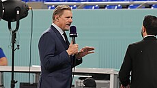 A Peter Schmeichel na MS v Kataru. Jako otec sledoval výkony svého syna v...