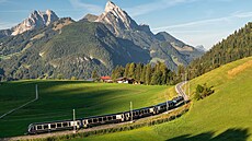 Golden Pass expres propojuje dvě tratě odlišných rozchodů: z Interlakenu do...