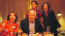 Scéna z klipu k písni K Vánocm chci jen tebe od kapely Slza