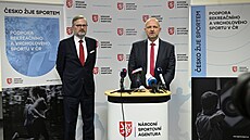 P�edseda vlády Petr Fiala uvedl do funkce nového p�edsedu Národní sportovní...