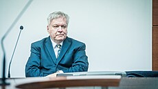 Jaroslav Barták u krajského soudu v Liberci (2. prosince 2022)