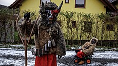 Tradi�ní obch�zka �ert� na Vala�sku (3. prosince 2022)