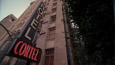 Hotel ze seriálu American horror story pro tento �lánek slou�í pouze jako...