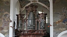 Varhany v lovosickém kostele sv. Václava postavil roku 1913 praský varhaná Heinrich Schiffner.