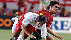 Sol Ki-hjon na MS 2002 v duelu se �pan�lskem.