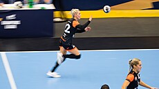 Lucia Mikul�íková v akci.