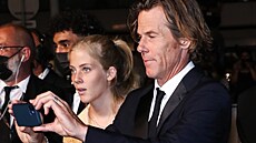 Manžel Julie Robertsové kameraman Danny Moder s dcerou Hazel (Cannes, 2022)