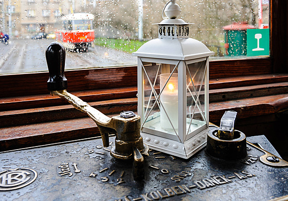 Zájemci dostanou od skaut zdarma svíku v ochranném kelímku s logem.