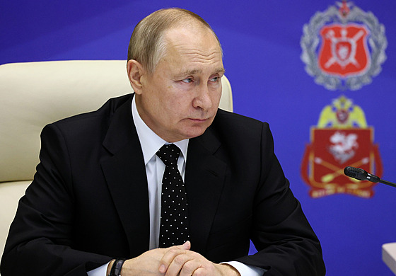 Ruský prezident Vladimir Putin promluvil na velitelství ruských sil zapojených...