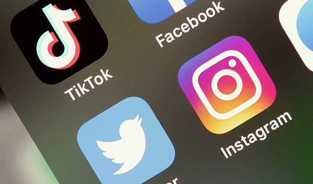 Meta uvažuje o placených verzích Facebooku a Instagramu. Reaguje na regulace EU