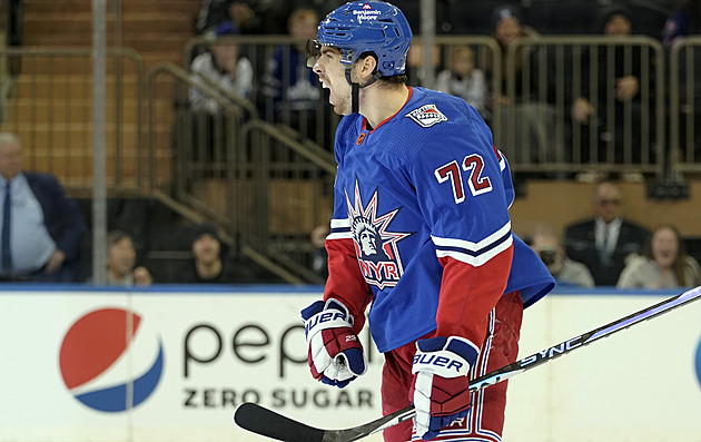 Chytil opět skóroval za Rangers, Pastrňák bodoval už posedmé v řadě