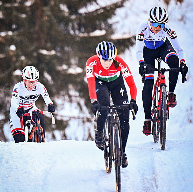 Cyklokrosařka Zemanová dojela desátá na sněhu ve Val di Sole