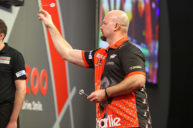 Čeští šipkaři zdolali Singapur a mají první výhru z World Cup of Darts