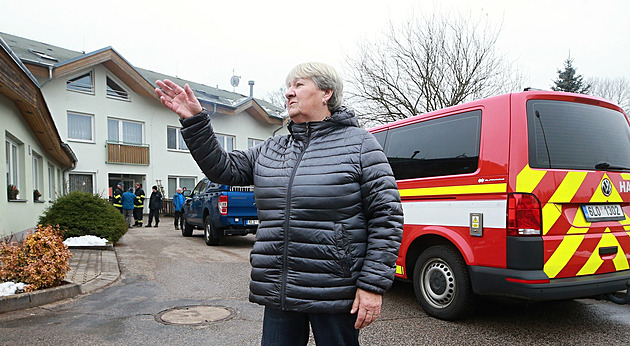 Nejprve rána, pak plameny, popsala svědkyně požár pečovatelského domu