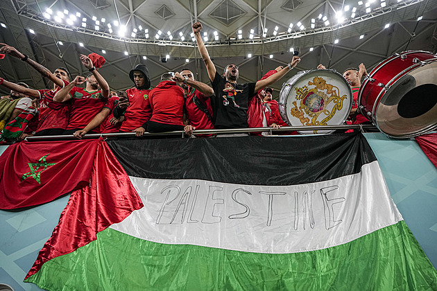 Nerozhodný fotbal. Stále řeší, zda si Izrael zaslouží postih za Gazu