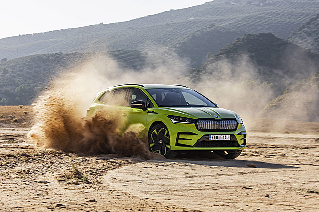 Elektromobily mají levnější povinné ručení, ale dražší havarijní pojištění