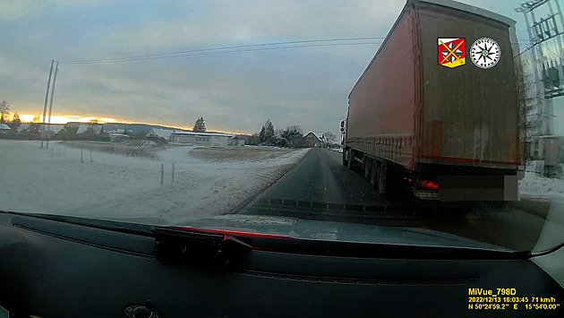 Kamioňák nadýchal tři promile, pět let nesmí za volant ani do Česka