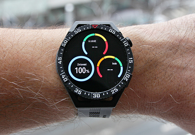 Odlehčené hodinky od Huaweie nabídnou hodně funkcí ve sportovním balení