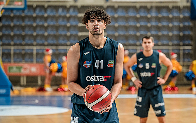 Jsem kluk, který rád maká, říká ostravský basketbalista Mathon