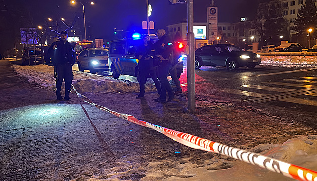 Policie odložila případ pobodaných žen v Praze, postřelený pachatel zemřel