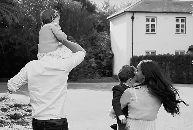 Karel III. chce vykázat Harryho a Meghan ze sídla u Windsoru, píše bulvár