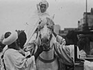 Marockého sultána zachytila fotografie v roce 1928.
