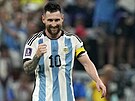 Argentinský útoník Lionel Messi se raduje z gólu, který pipravil pro Juliána...