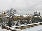 Opevnní Praského hradu a zasnená Královská zahrada s Jelením píkopem. (8....