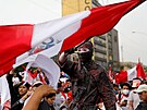 Peruántí demonstranti se stetli s policií. V ulicích ádali vypsání nových...