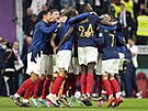 Francouztí fotbalisté slaví postup do finále mistrovství svta 2022.