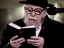 Legenda uvádí, �e kdy� byl chrám znovu zasv�cen bohu, nastal zvlá�tní jev:...