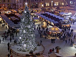Vánoní trhy na námstí Republiky v Plzni.  (14. 12. 2022)