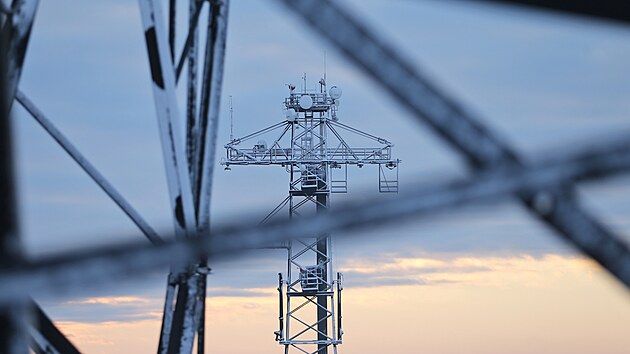 M��en� n�mraz u Studnice za�alo u� v roce 1929, pravideln� m��en� se zde d�laj� nep�etr�it� od roku 1940.