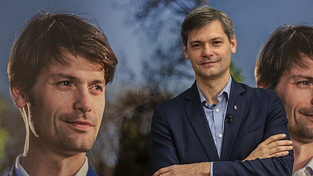 Prezidentsk kandidt a sentor Marek Hiler na tiskov konferenci (19. prosince 2022)