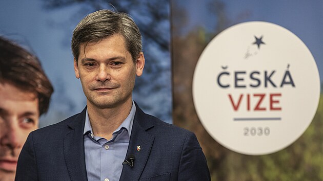 Prezidentsk kandidt a sentor Marek Hiler na tiskov konferenci (19. prosince 2022)