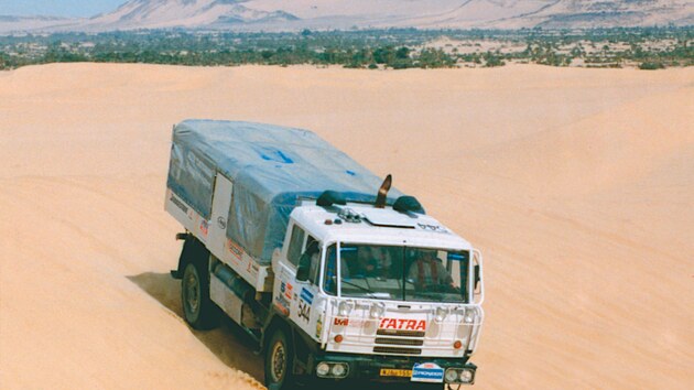 Od Dakaru 1990 se zmnilo pouze barevn proveden kamionu a mnostv nkladu vezenho na korb.