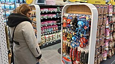 Zákazníci si budou moci v prodejn� v Týn� nad Vltavou nakoupit krmení nebo...