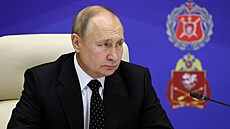 Ruský prezident Vladimir Putin promluvil na velitelství ruských sil zapojených...