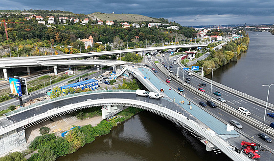 Barrandovský most