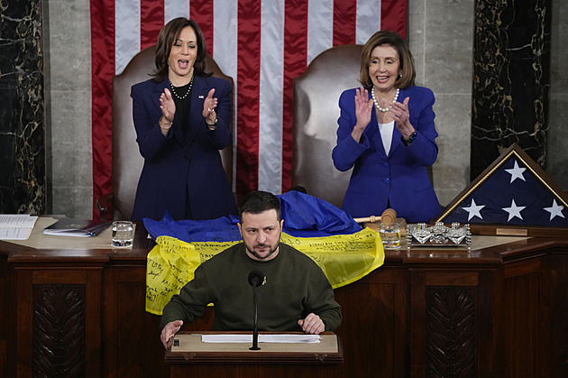 Půtky amerických politiků o peníze přiměly Zelenského zrušit projev v Kongresu