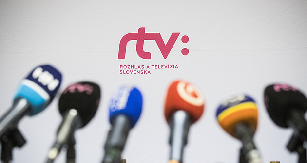 Slovenští poslanci schválili přeměnu RTVS v STVR. Zbývá jen Pellegrini