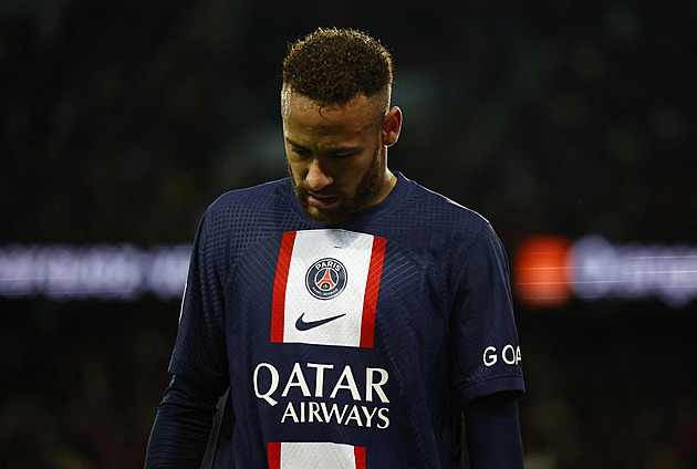 Konec éry v PSG: Neymar na odchodu, klub hledá nový směr a tentokrát chce uspět