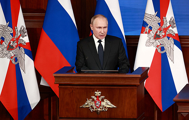 Putin poprvé hovořil o válce. Stíhejte ho jako jiné, žádá petrohradský politik