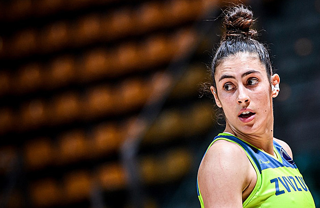 ONLINE: Francouzky v Eurolize testují kvality nového USK Praha