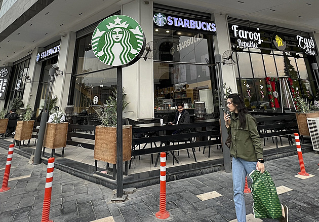 Starbucks chce zarazit své pirátské kopie v Iráku, soud drhne kvůli výhrůžkám