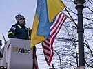 Ukrajinská a americká vlajka vlají ve Washingtonu u píleitosti návtvy...