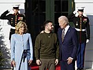 Americký prezident Joe Biden a první dáma Jill Bidenová vítají ukrajinského...
